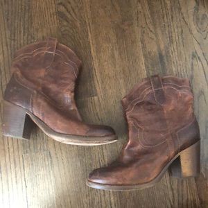 Frye Western Boot